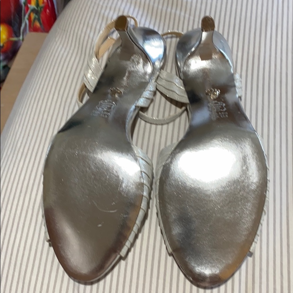 Sandals - Picture 3 of 5